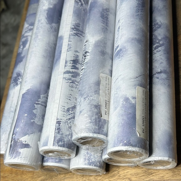 Blue and White abstract Wallpaper Rolls lot of 10 - Picture 3 of 9